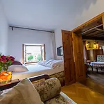 Kapr Pensión 4*