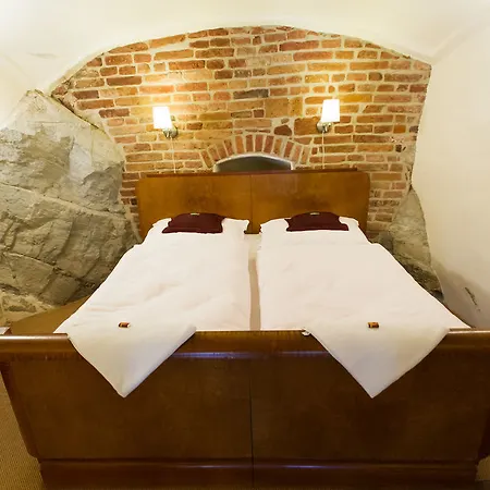 Kapr Guest house